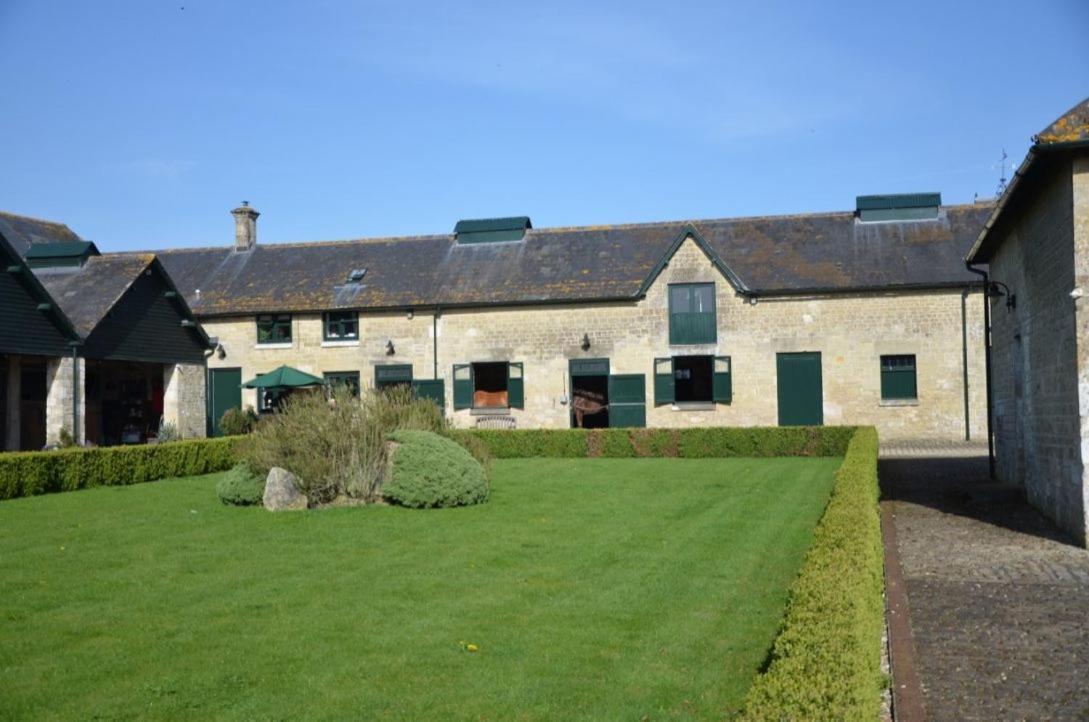 Stable Cottage Teffont Magna ภายนอก รูปภาพ