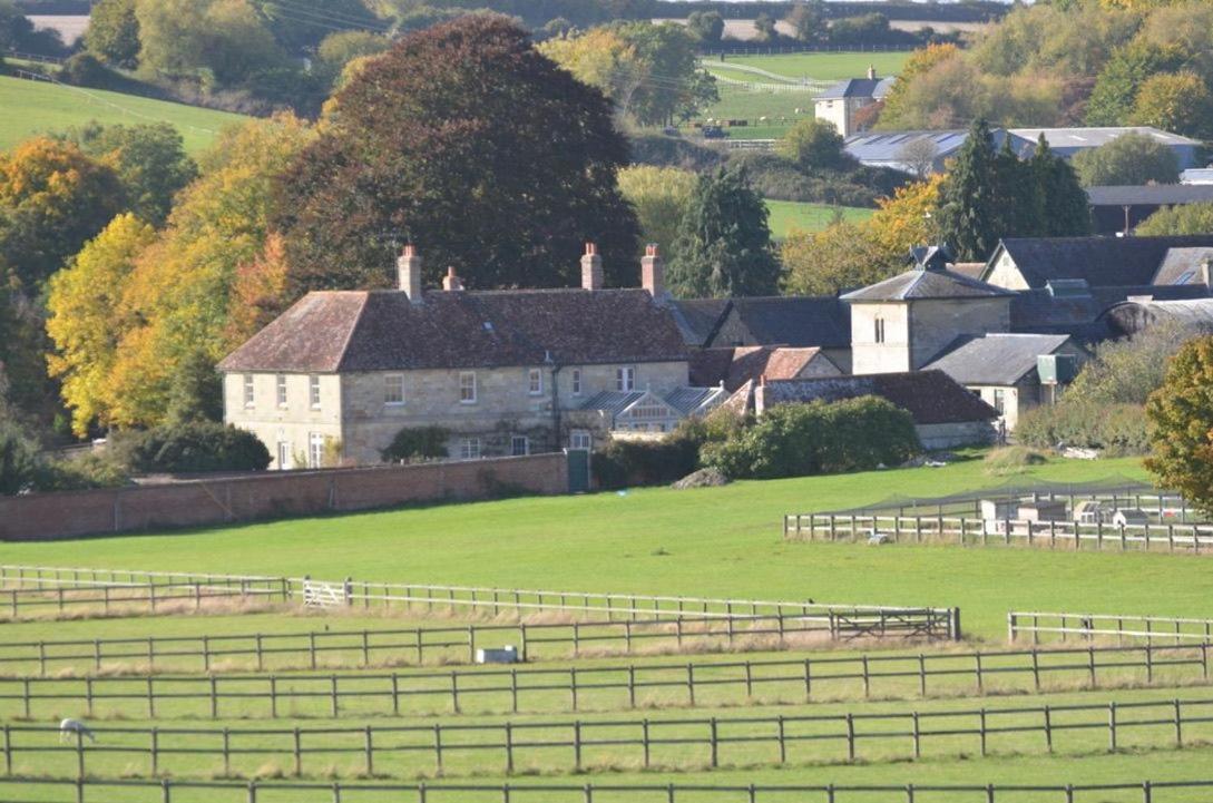 Stable Cottage Teffont Magna ภายนอก รูปภาพ